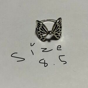 SIZE 8.5 really cool y2k fairy-core Silver butterfly wings ring